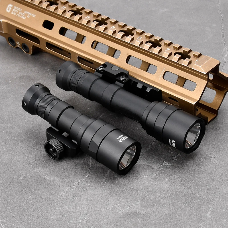 Airsoft SF M300C Mini linterna táctica con soporte Picatinny - imagen 4