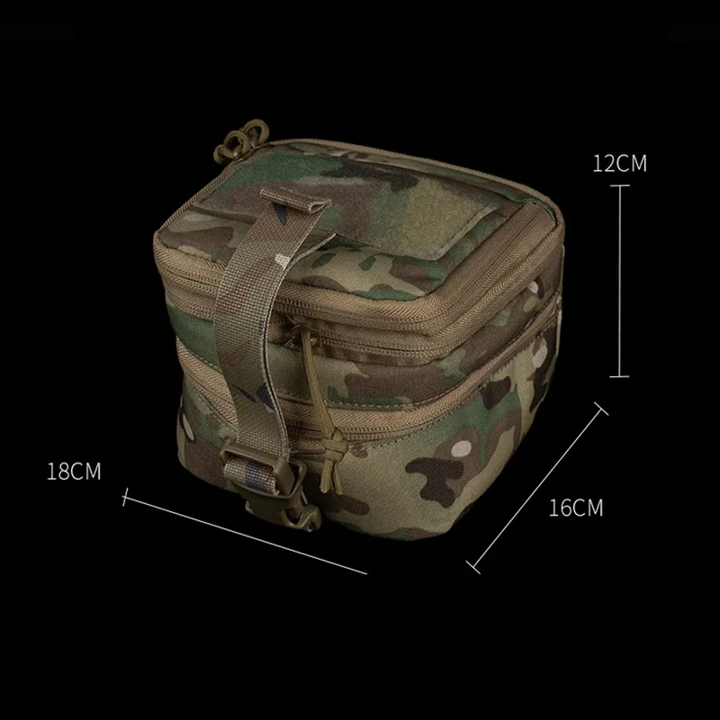 Bolsa táctica MOLLE en uso