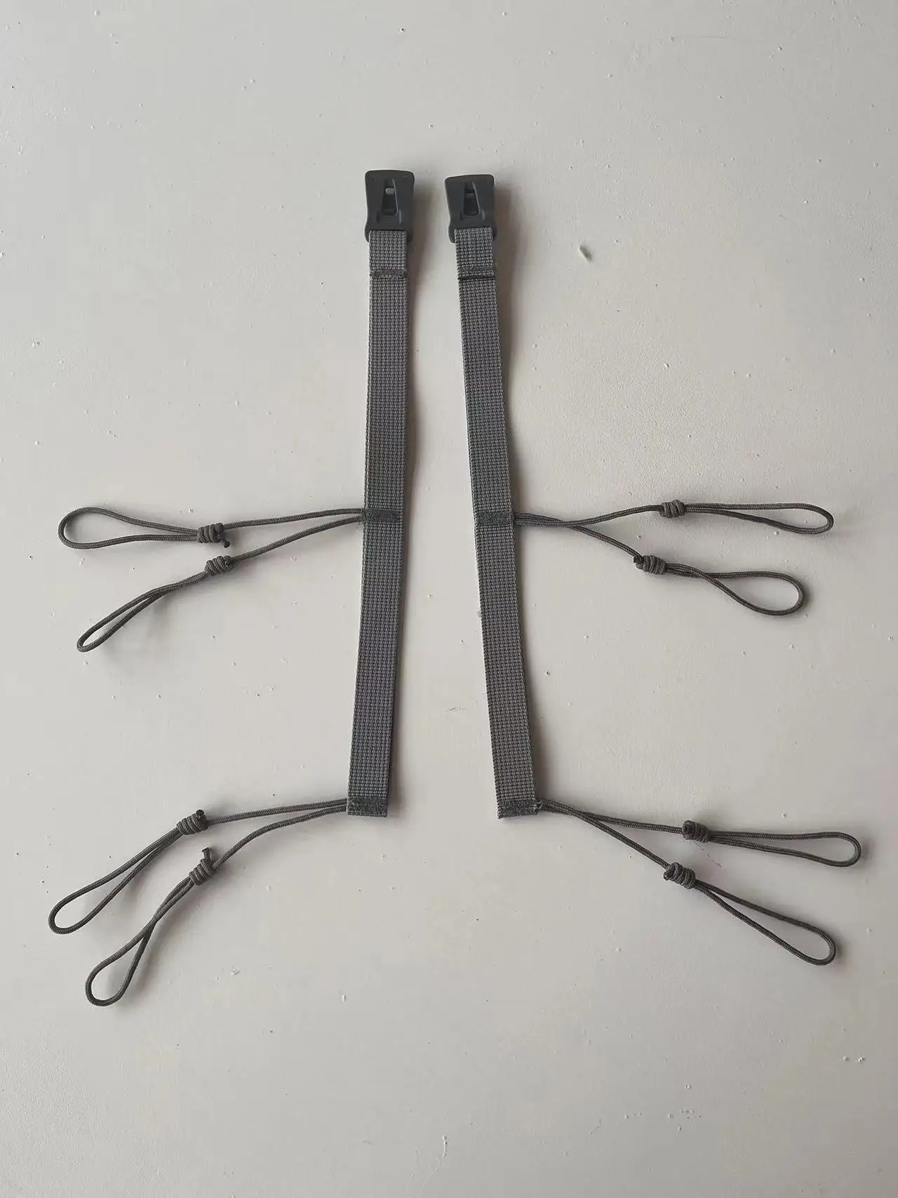 Accesorio de caza colgante con diseño liso