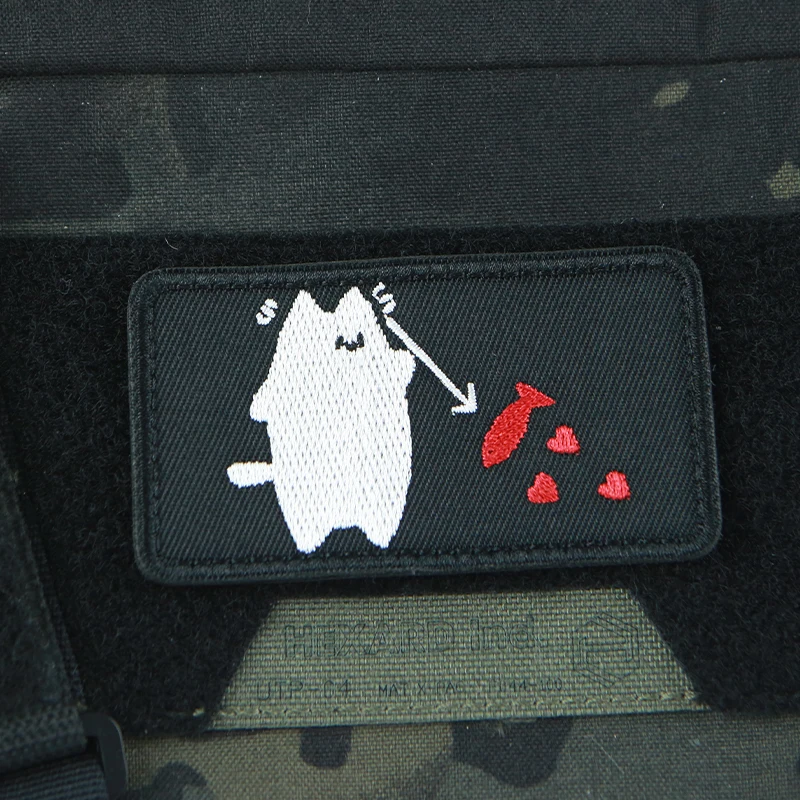 Parche gato bordado con velcro y tres flores - accesorio táctico - imagen 4