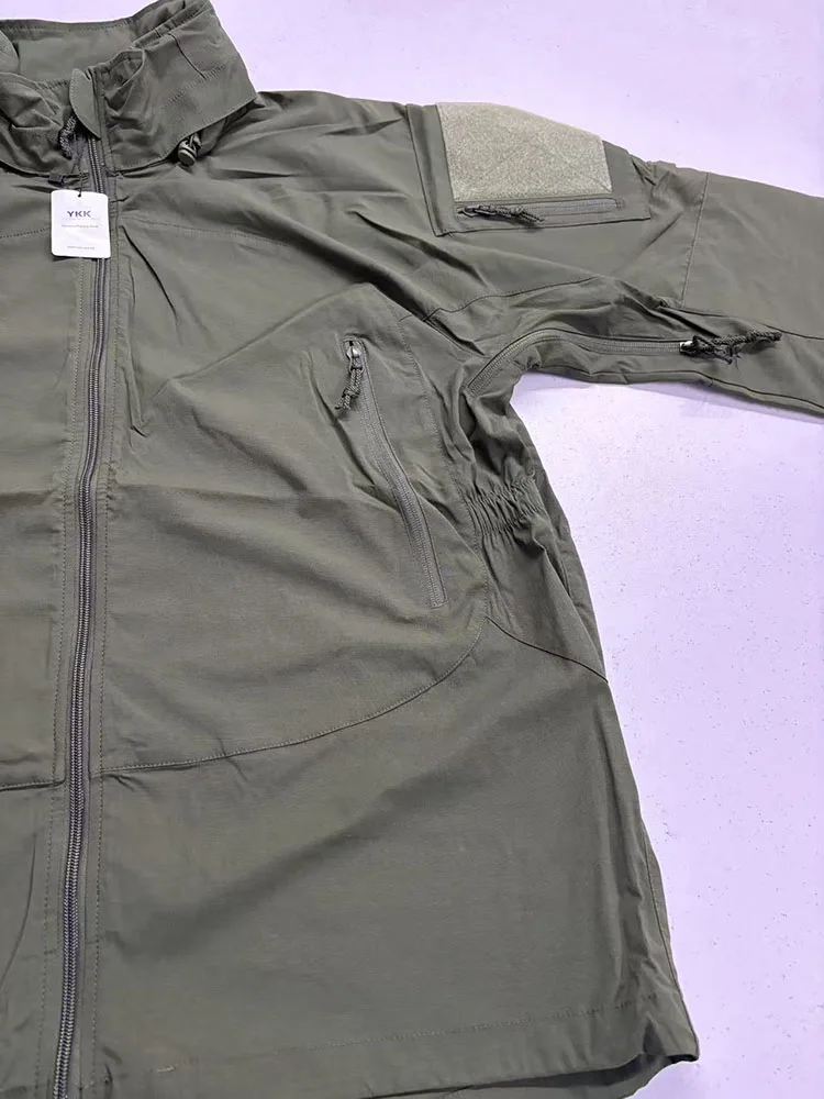 Chaqueta táctica HMWPCU L5 softshell nylon impermeabilizada