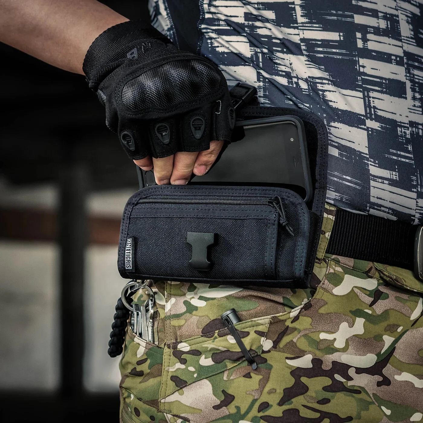 OneTigris Funda táctica MOLLE doble capa para móvil con hebilla rápida - imagen 5