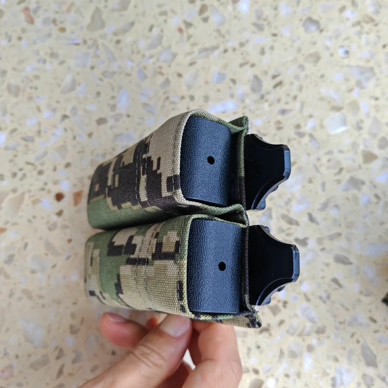 Bolsa colocada en cinturón mostrando accesibilidad
