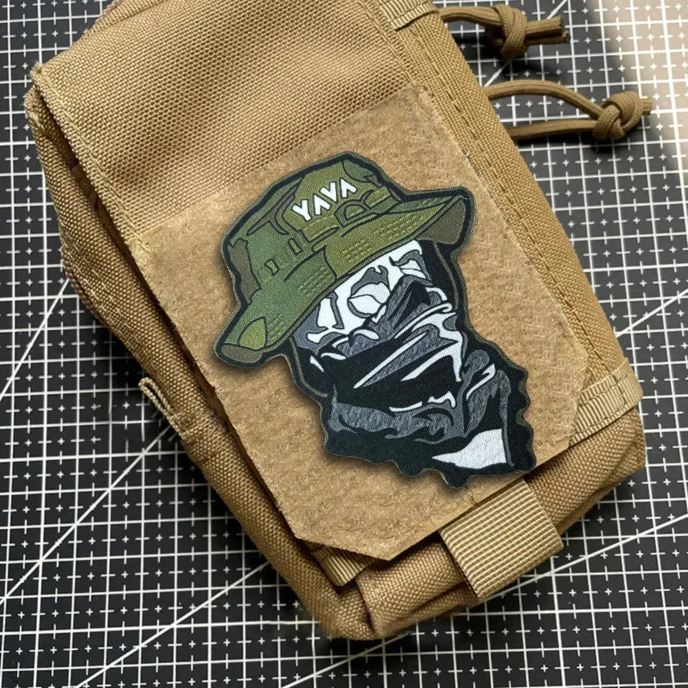 Parches y pegatinas para combinar estilos en mochila