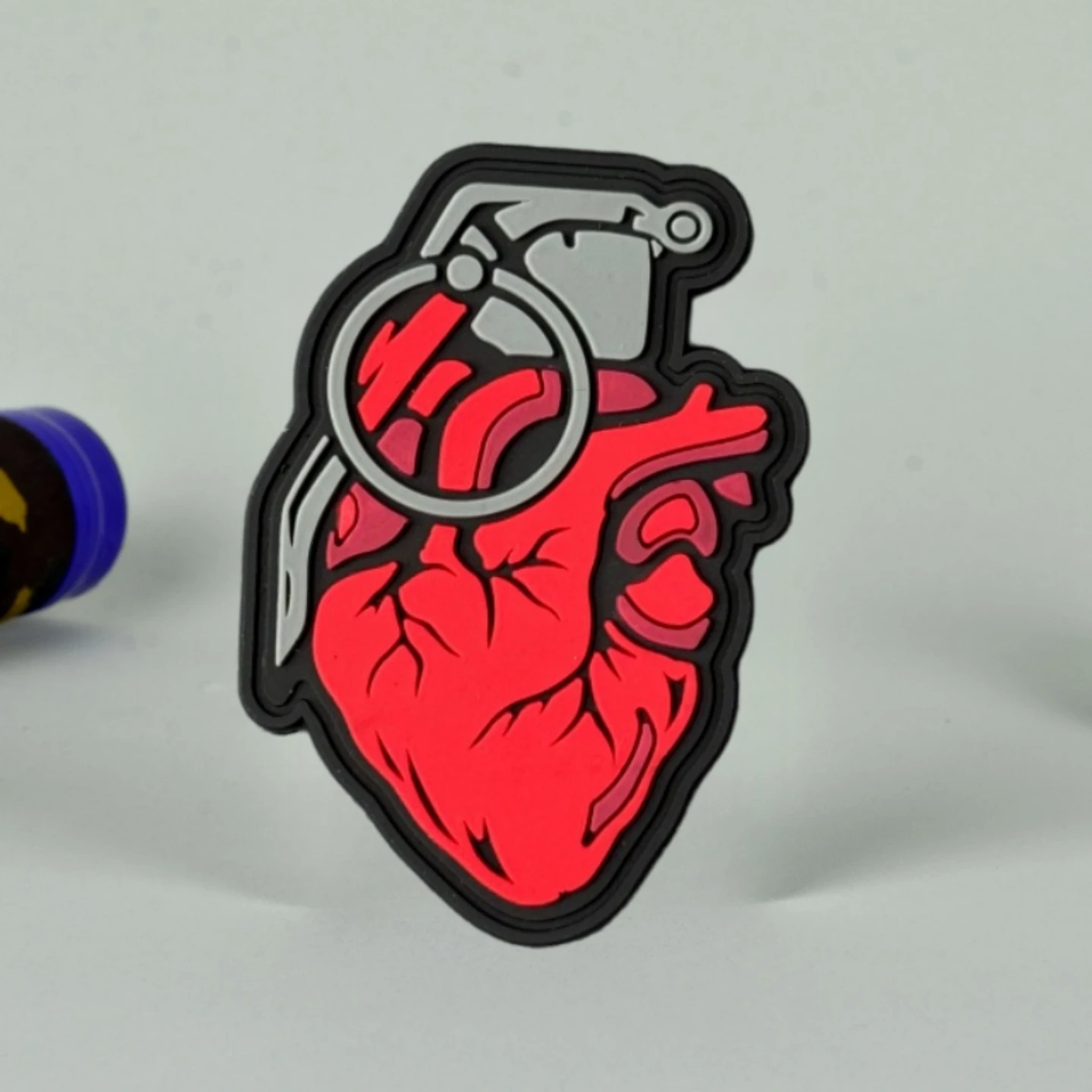 Parche táctico PVC corazón adhesivo – Ajuste MOLLE para mochila militar - imagen 2