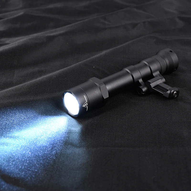 WADSN M640 linterna táctica para riel Picatinny y M-LOK - imagen 4
