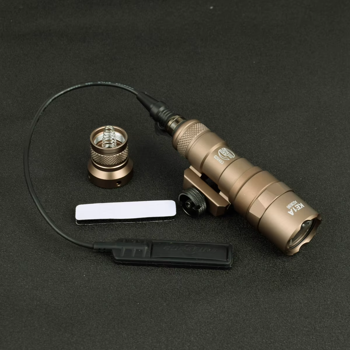 SF M300B linterna táctica para pistola con interruptor remoto - imagen 5