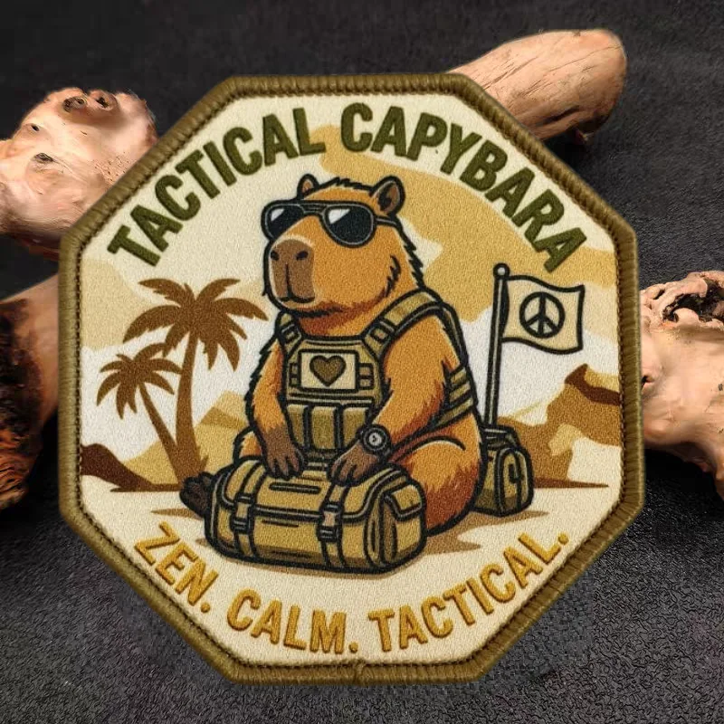Capybara Explorer – Parche de velcro decorativo para mochilas - imagen 2