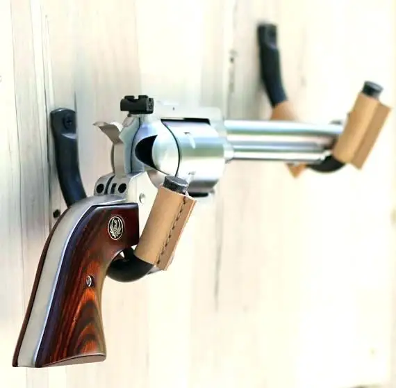 Ganchos de pared acolchados para rifles y escopetas