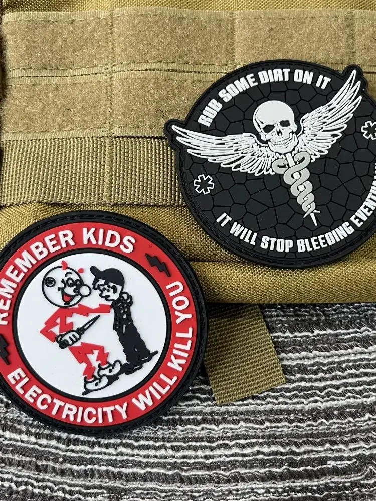 Parche PVC REMEMBER KIDS en mochila