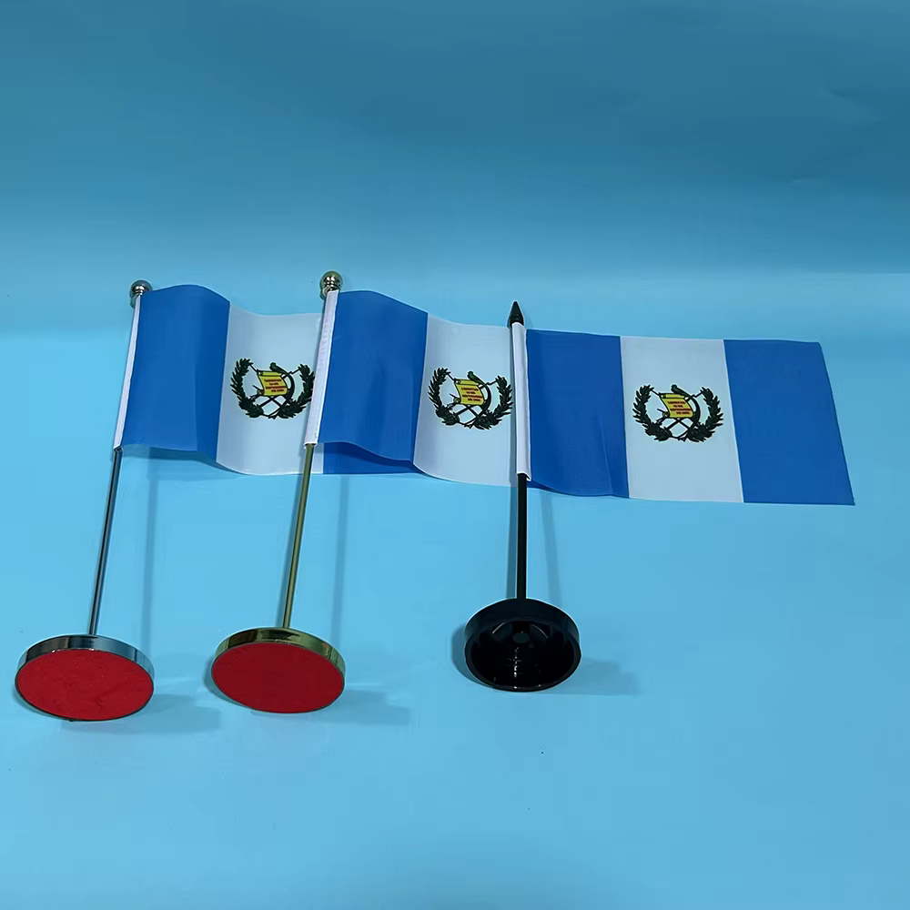 Detalle de los materiales del mástil de la bandera