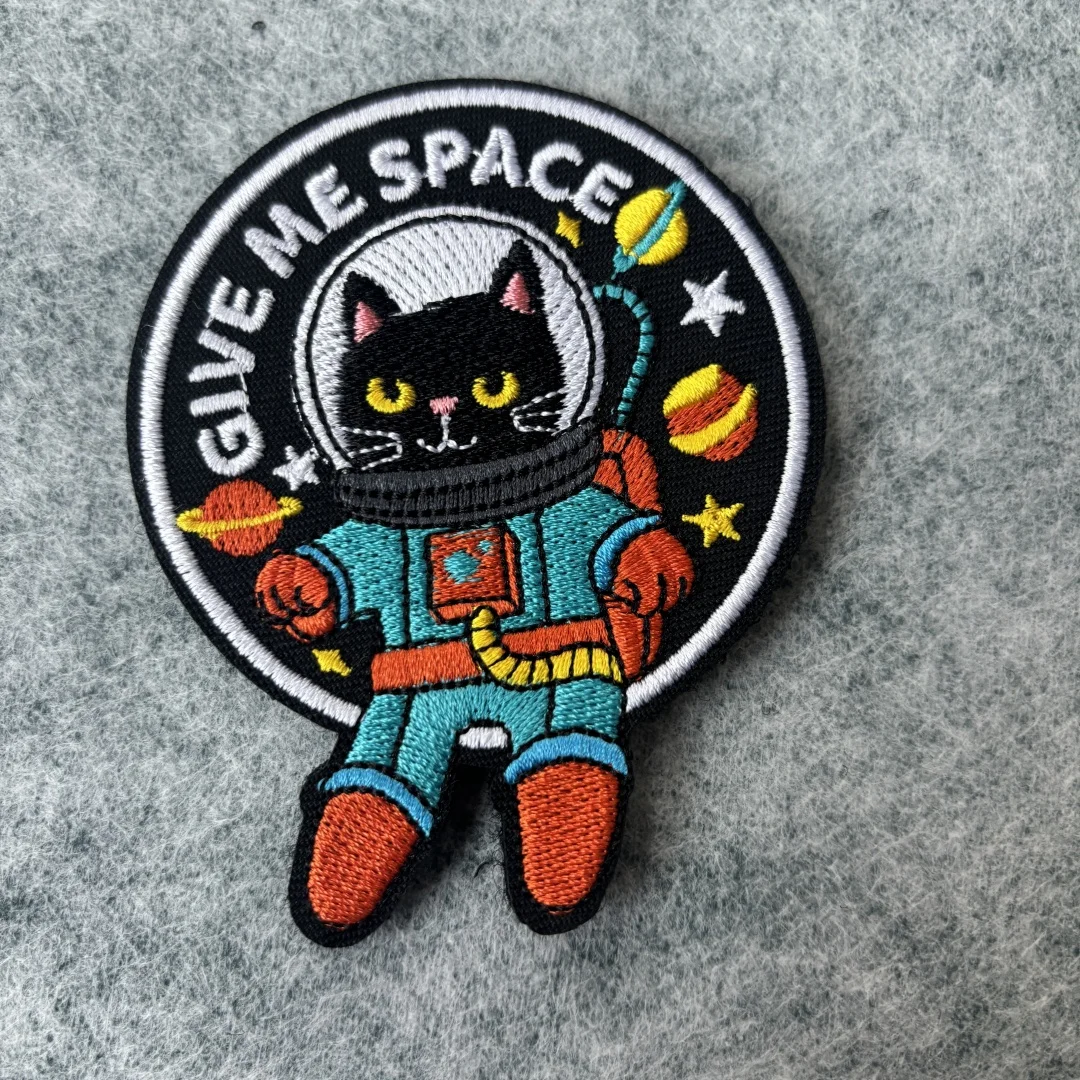 Parche bordado gato espacial termoadhesivo para mochila y ropa - imagen 3