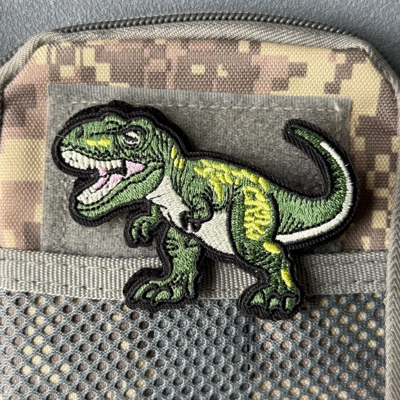 Parche táctico bordado de dinosaurio con velcro para mochila - imagen 5