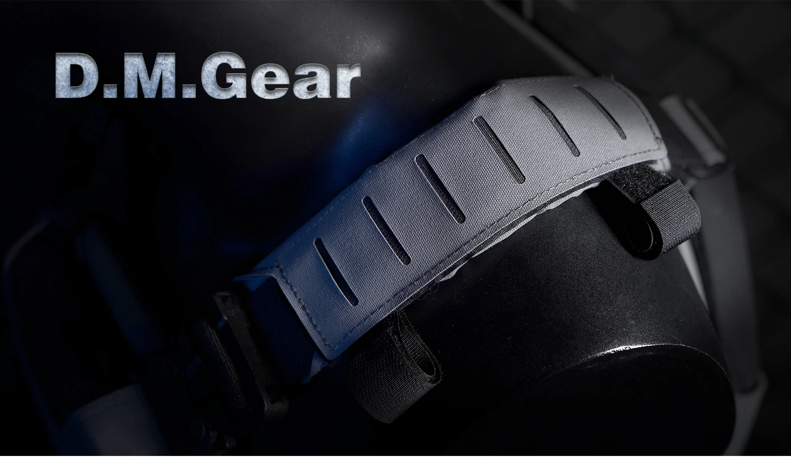 Chaleco táctico con hombreras D.M.GEAR frontal