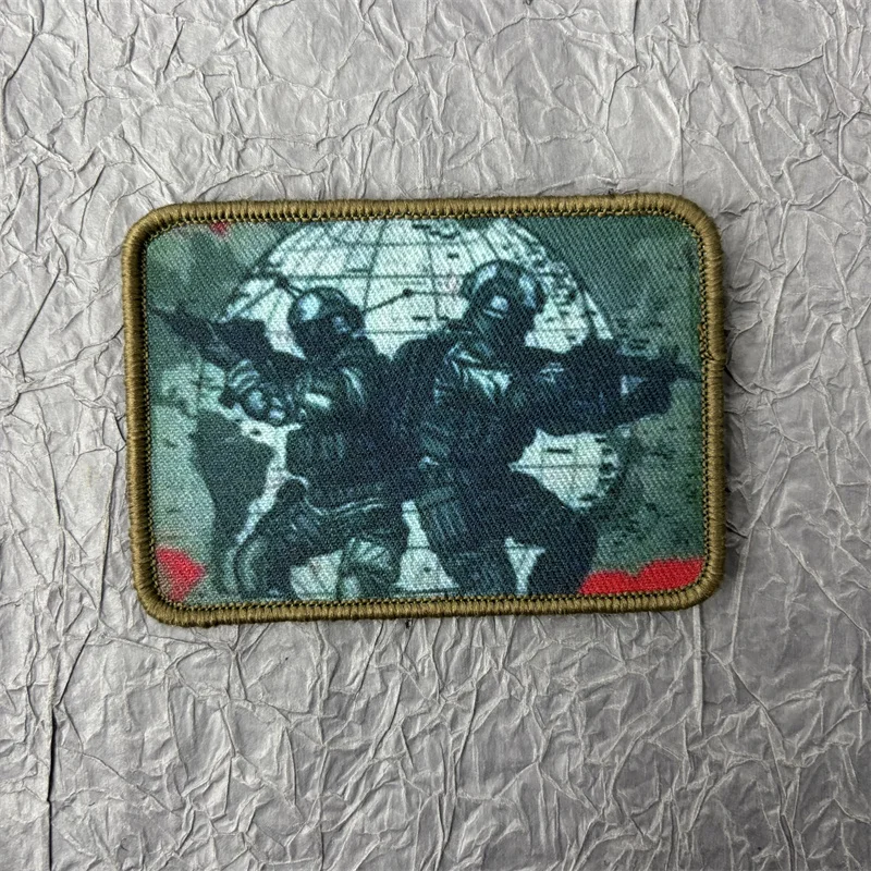 Parche morale militar adhesivo velcro para equipamiento táctico - imagen 3