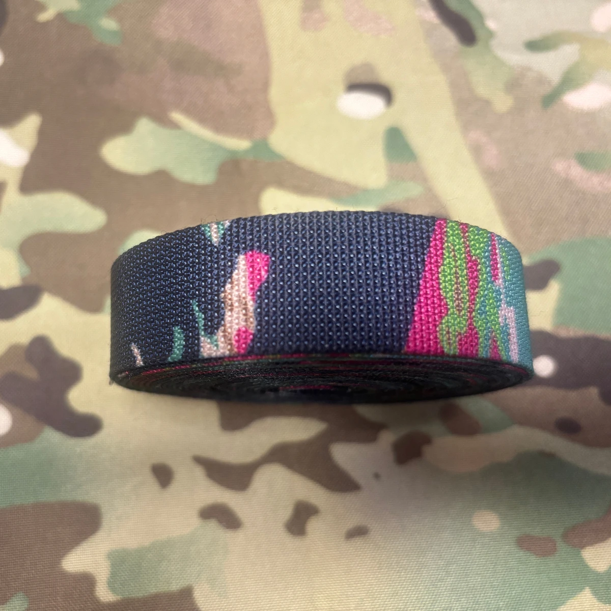Correa táctica MOLLE Flecktarn camuflaje para mochila - imagen 5