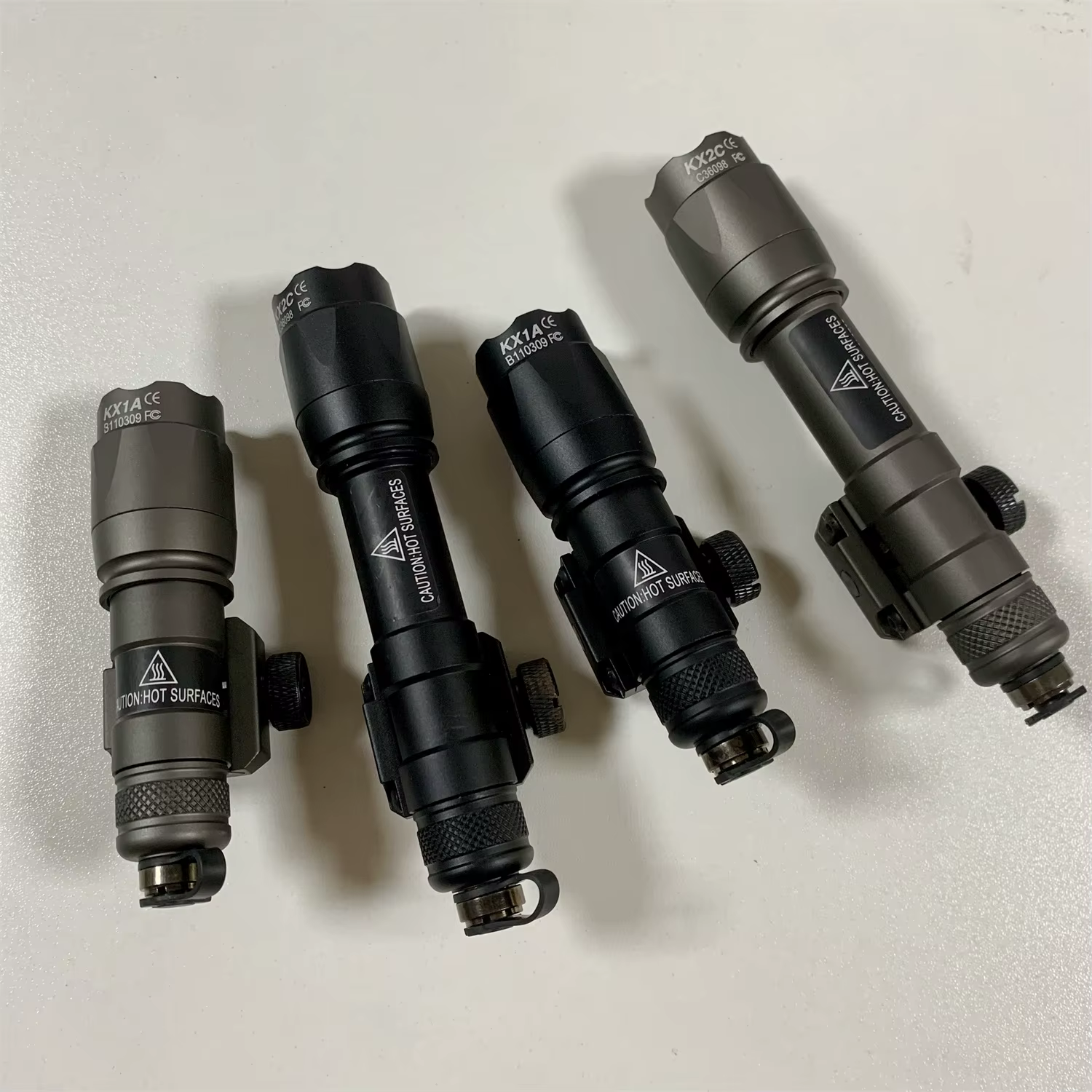 Surefire linterna táctica con montura Picatinny para fusil - imagen 4