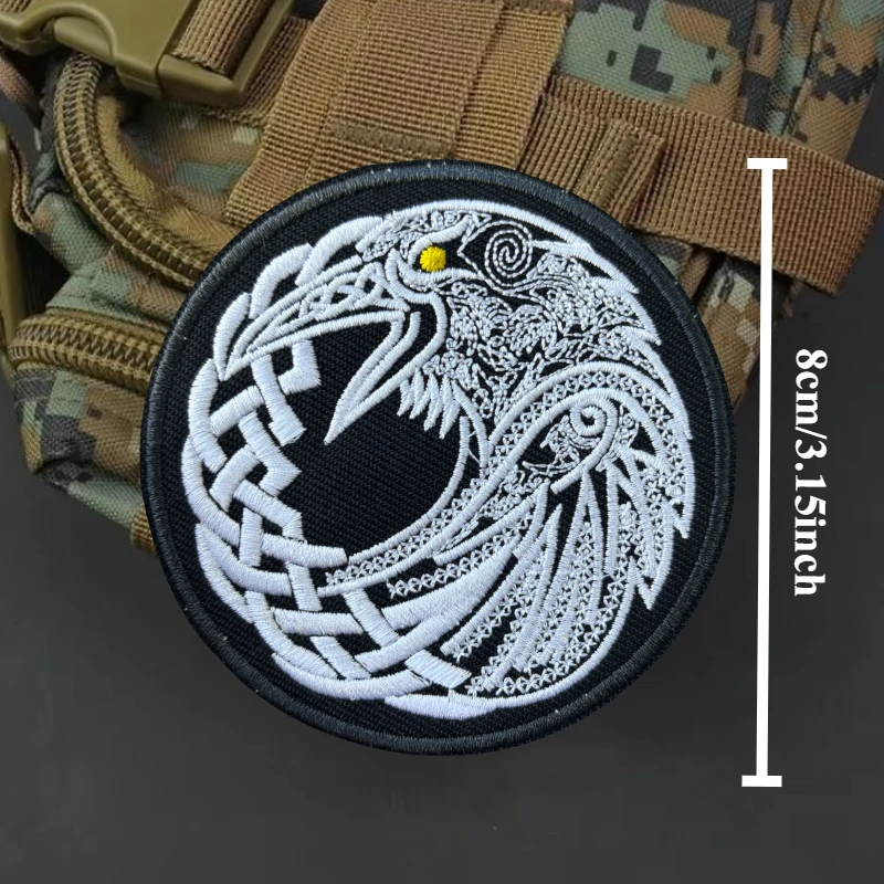 Parche militar vikingo con cuervo – Velcro MOLLE para mochilas