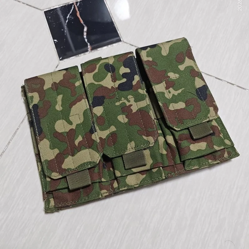 Portacargadores Triple M4 MOLLE en Nailon – Exterior Táctico - imagen 4