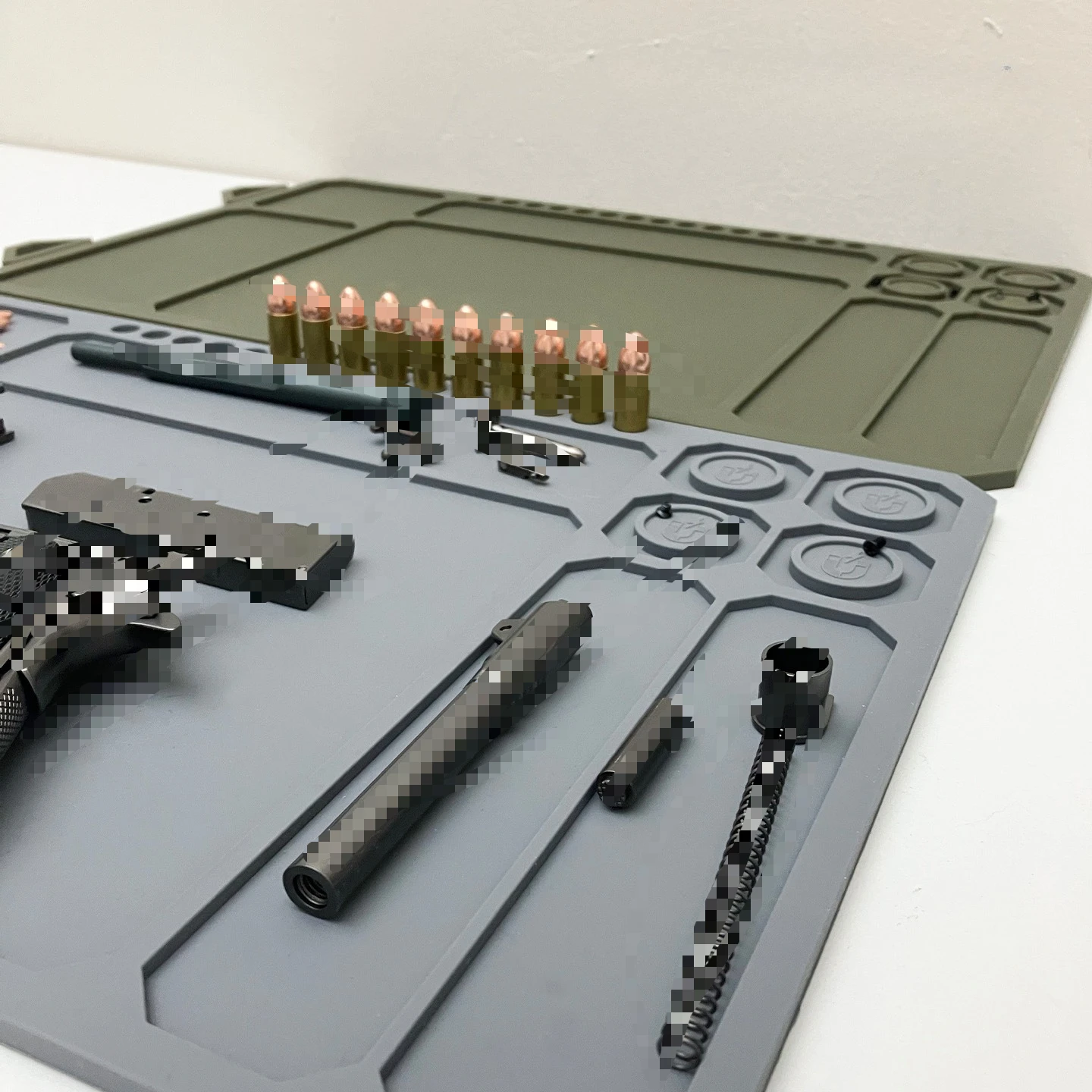 Alfombrilla táctica de limpieza de armas, magnética e impermeable - imagen 4