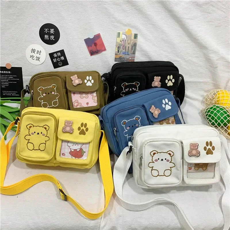 Bolso bandolera de lona con bordado oso vintage estilo táctico - imagen 4