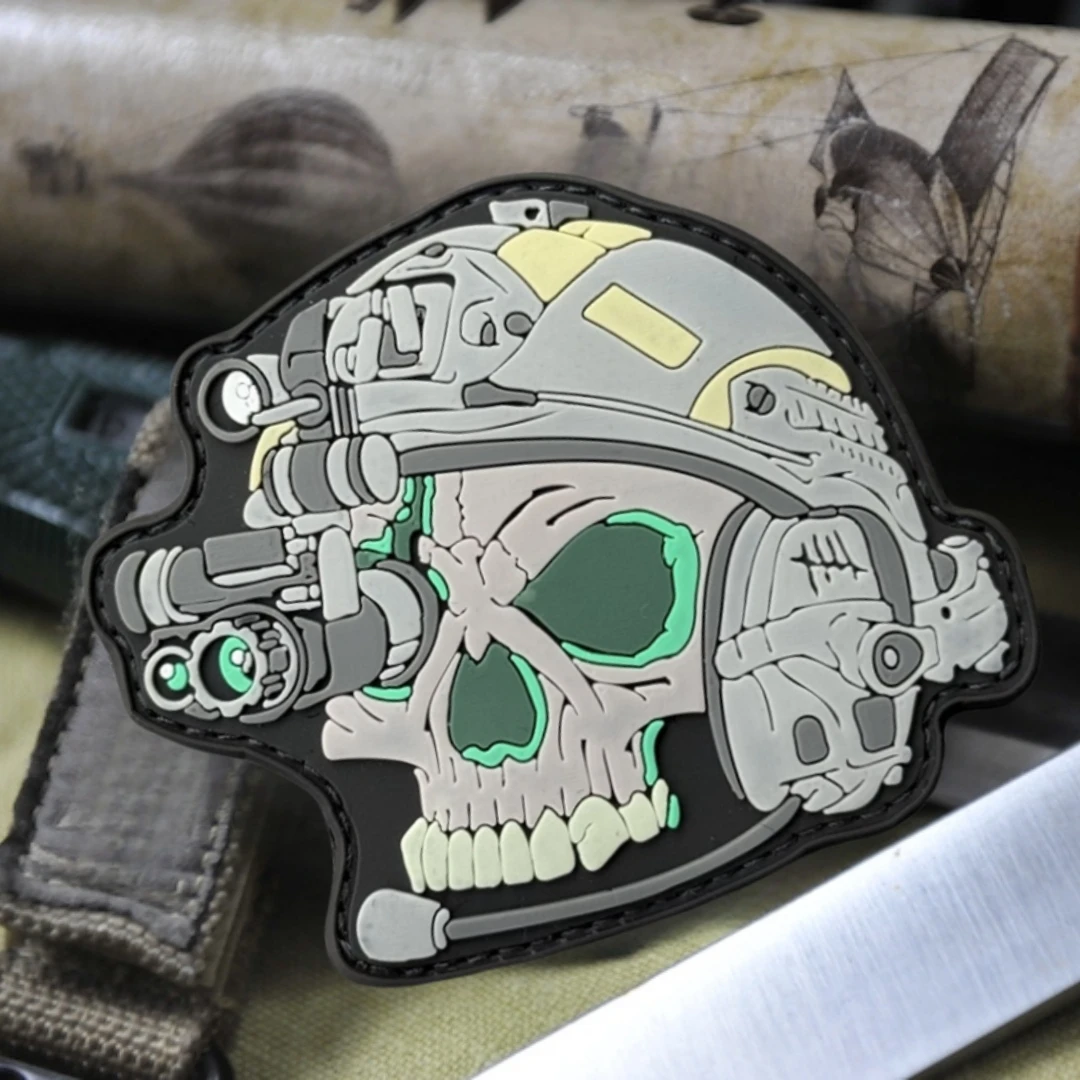 Parche táctico PVC 3D calavera cazador con velcro – Chevron - imagen 5
