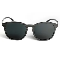 Gafas de sol polarizadas fibra de carbono con montura integral
