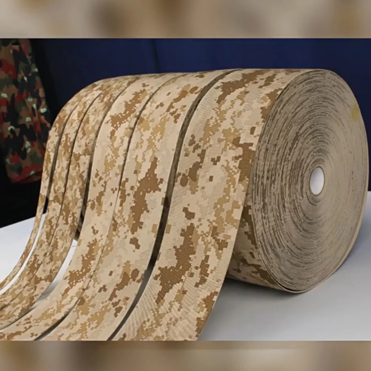 Cinta elástica camuflada AOR1 para costura