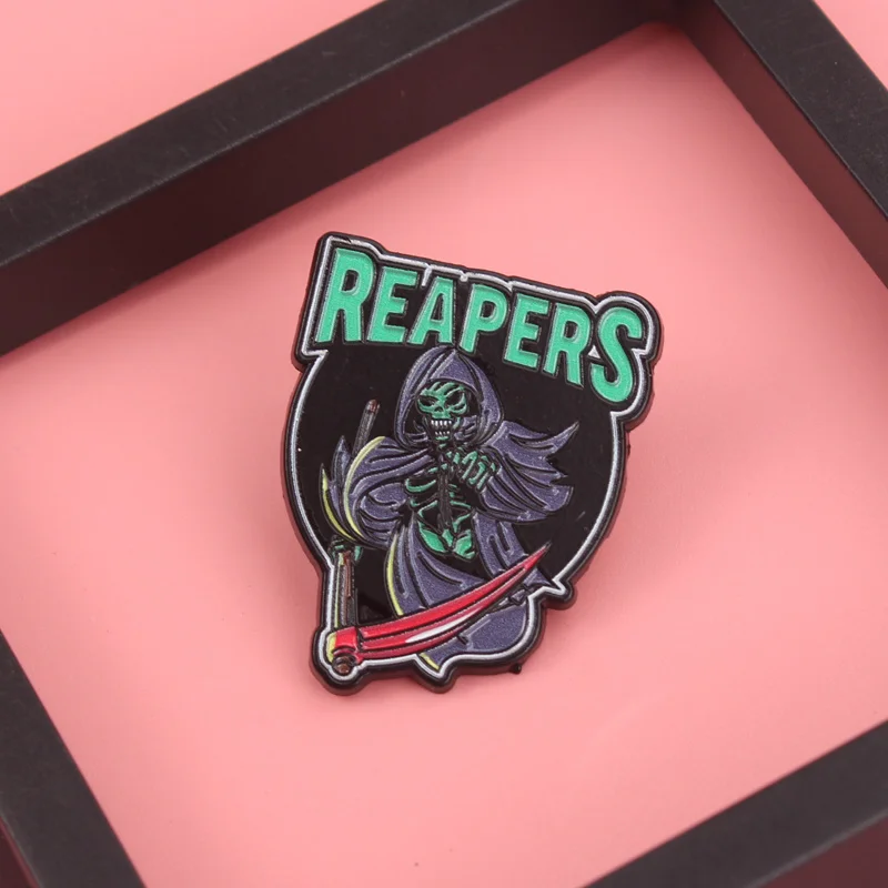 Neon Reaper insignia luminosa con guadaña fosforescente y capucha - imagen 3