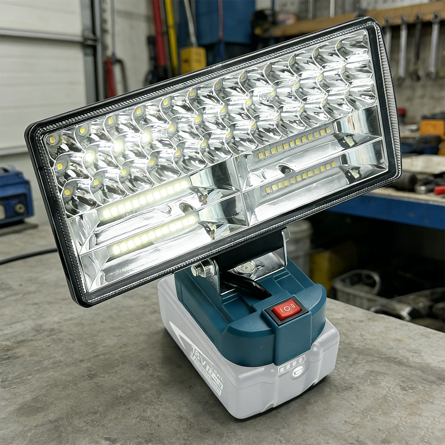 Lámpara LED portátil para taller y camping