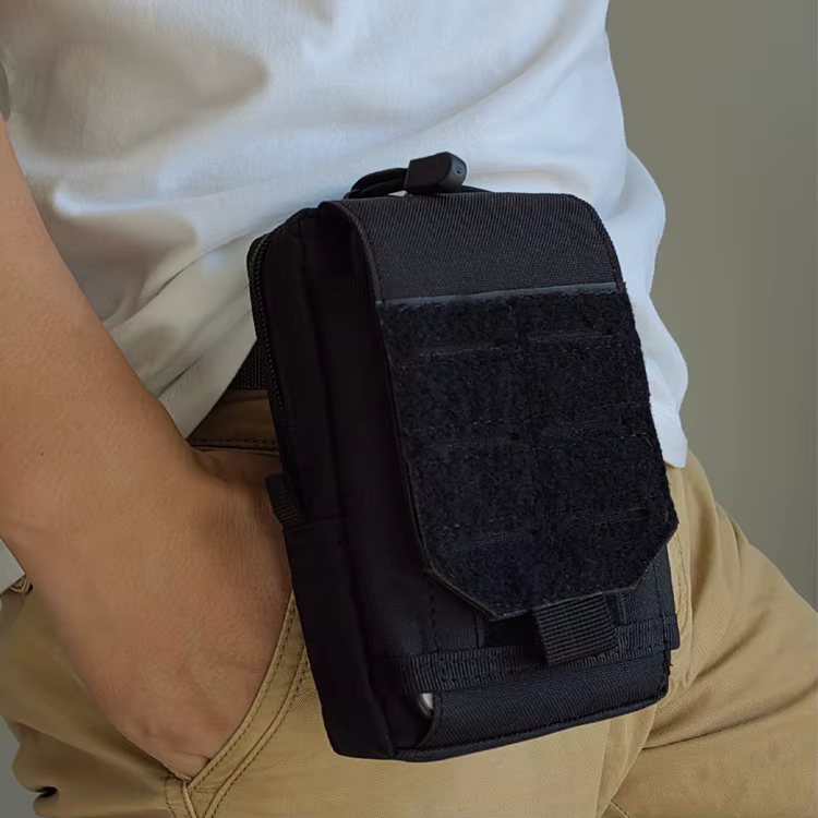 Bolsa Molle en uso como riñonera