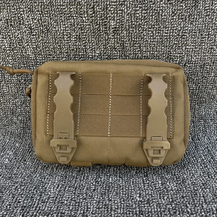Bolsa multicam lista para llevar