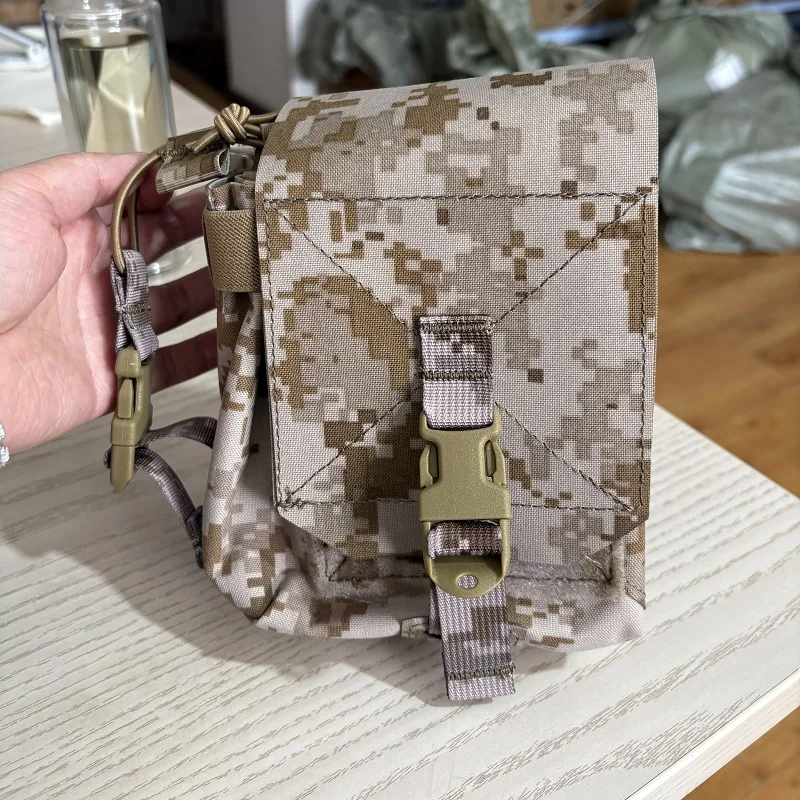Detalle de anclaje y sistema MOLLE