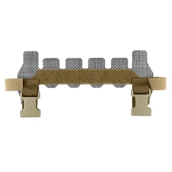 Placa MOLLE adaptadora para chaleco táctico de material compuesto