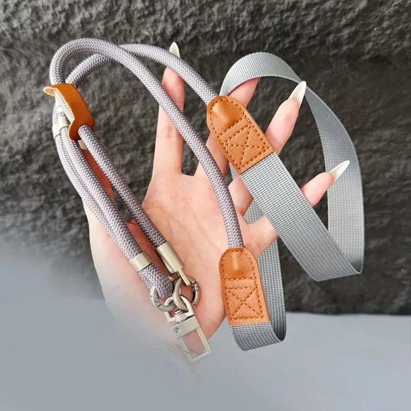 Correa con piezas de conector