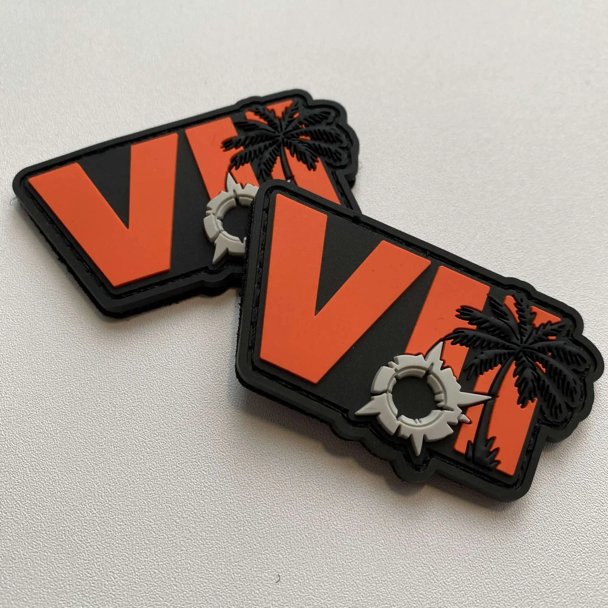Parche PVC táctico en relieve con velcro y para coser logo