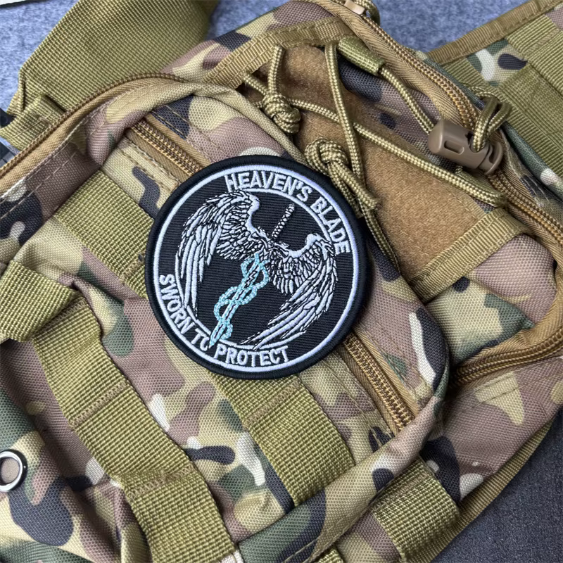 Parche táctico bordado militar alas y espada con velcro - imagen 2