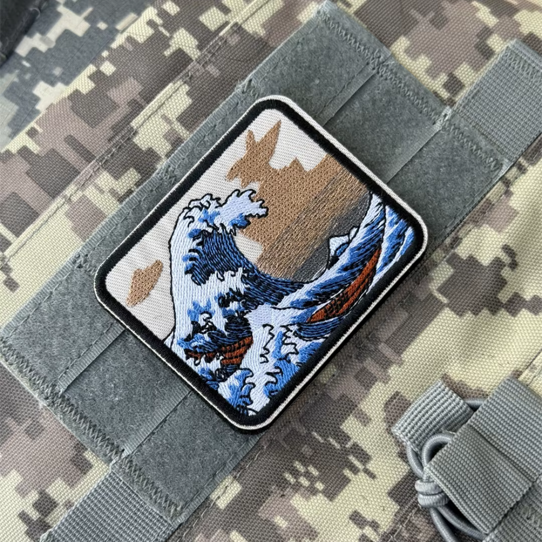 Parche bordado insignia moral ola grande con velcro gancho-bucle - imagen 5