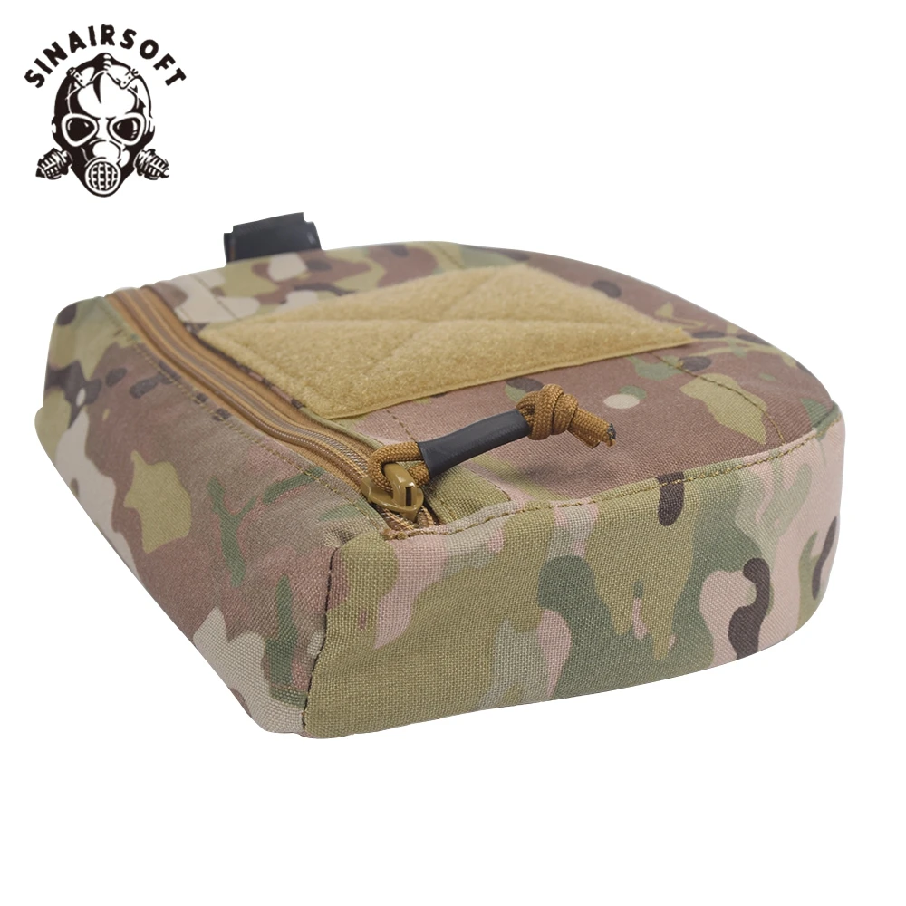 La bolsa en uso durante una partida de airsoft