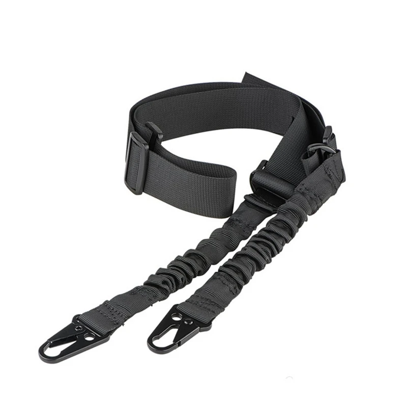 Eslinga ajustable en uso con rifle táctico