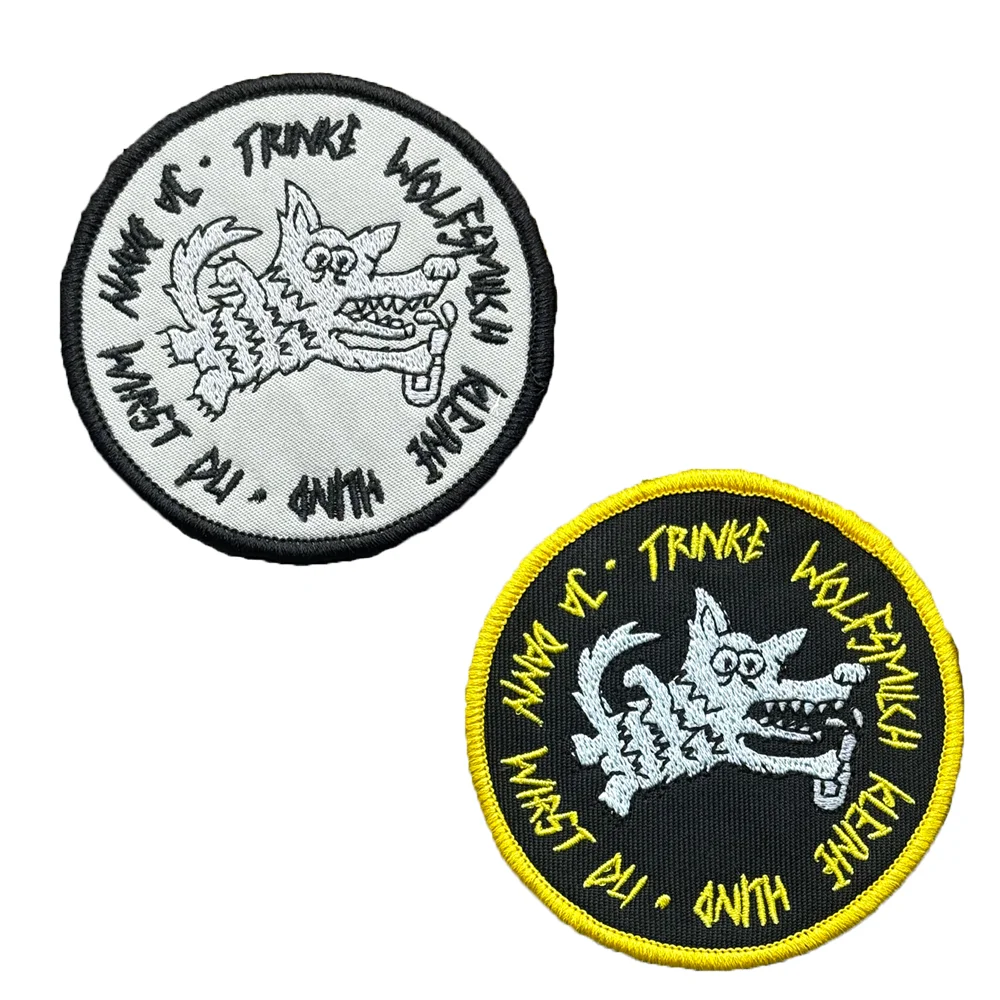 Trinke Wolfsmilch: Parche bordado lobo punk biker con gancho - imagen 2