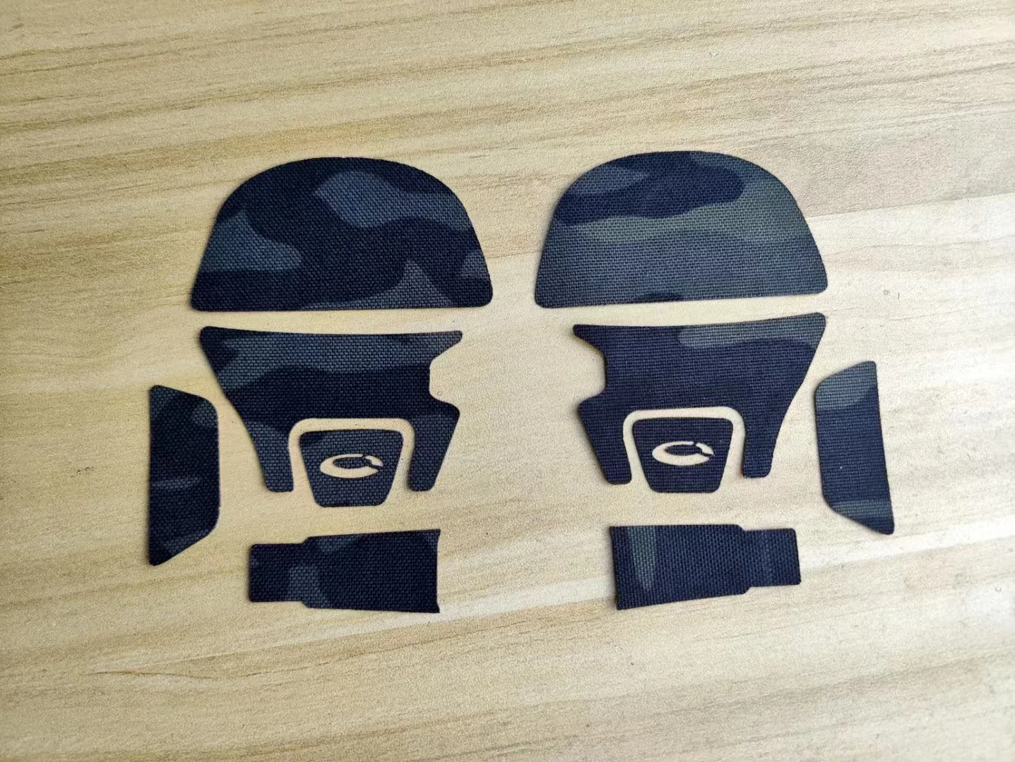 Auriculares tácticos cancelación de ruido, impermeables camuflaje piel