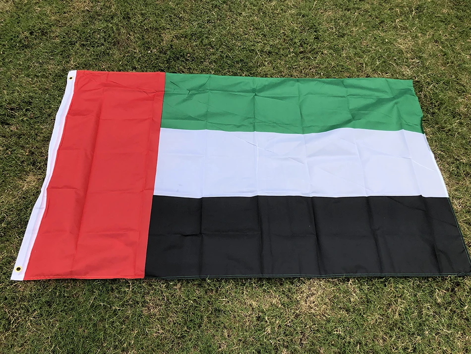 Detalle de la confección y costuras de la bandera