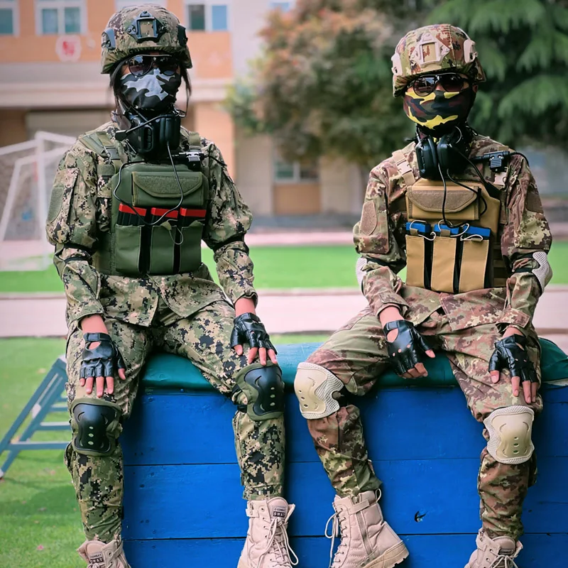 Uniforme camuflaje táctico infantil completo con chaleco y cinturón - imagen 3