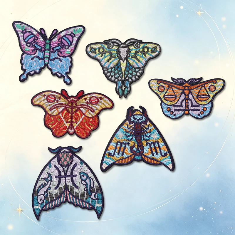 Motivos variados de mariposas y constelaciones