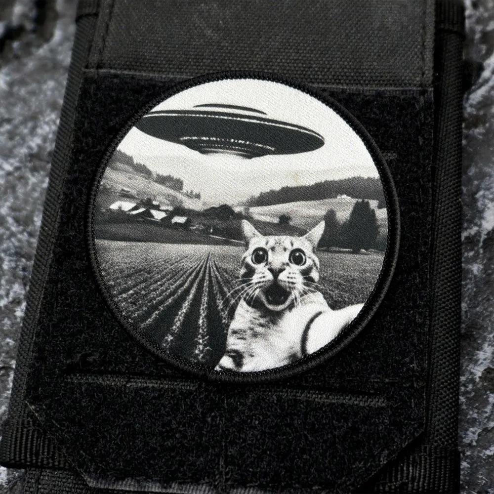 Parche táctico OVNI con gato selfie y placa moral – Gancho-bucle - imagen 4