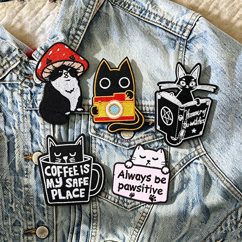 Parches termoadhesivos gato negro lindos – apliques bordados para ropa - imagen 2