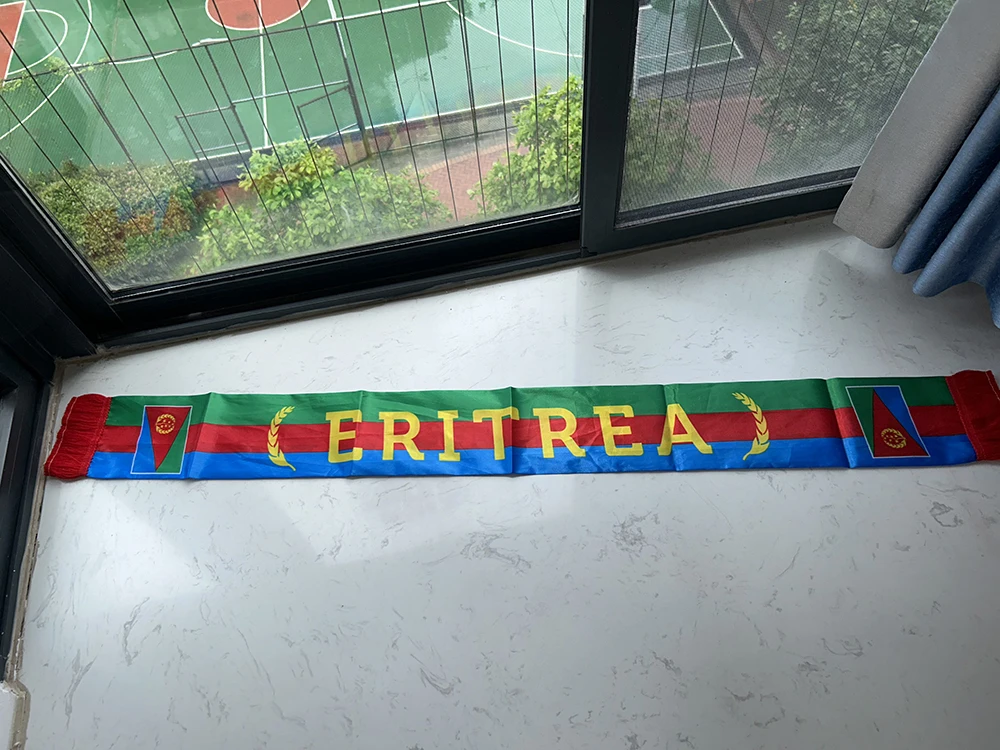 Bufanda fútbol bandera Eritrea satén con borlas por ambos lados - imagen 4