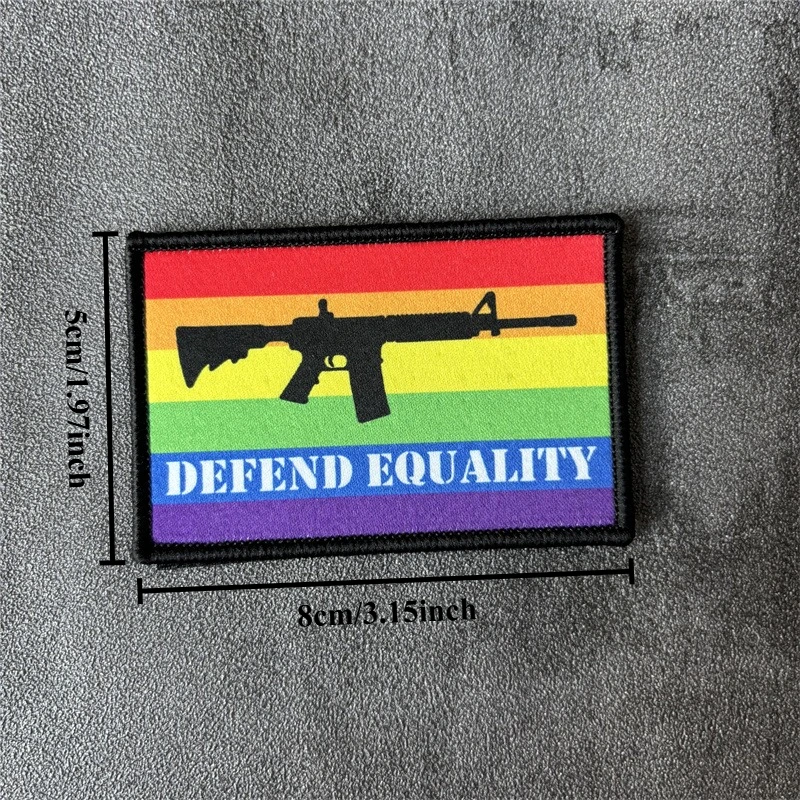 Parche táctico moral "Defend Equality" para equipamiento MOLLE