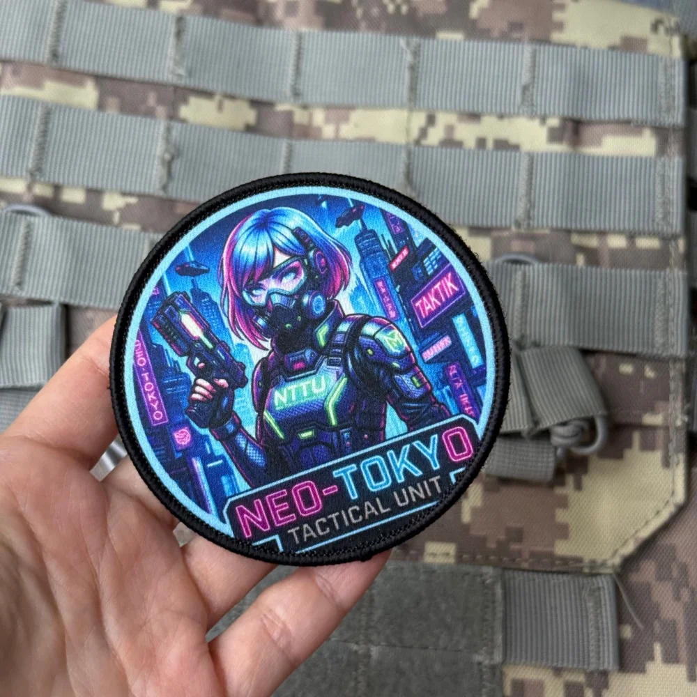 Parche táctico punk chica – Impreso con velcro para uniforme y mochila - imagen 2